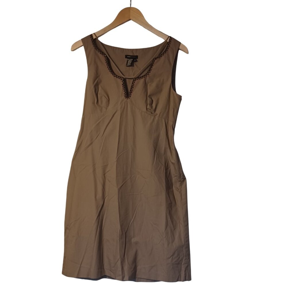 Y2K Vintage BCBG MaxAzria Dress with lovely embroidered cut-out neckline